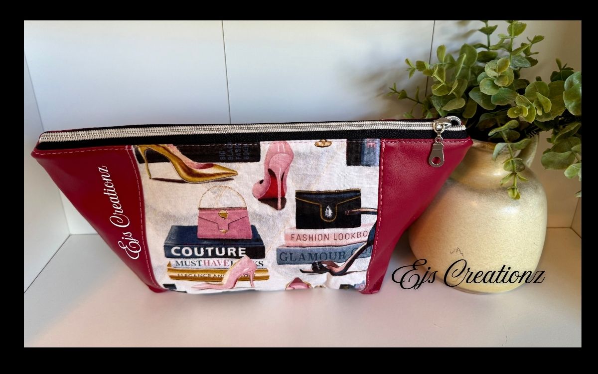 Glamour Couture Make Up Bag
