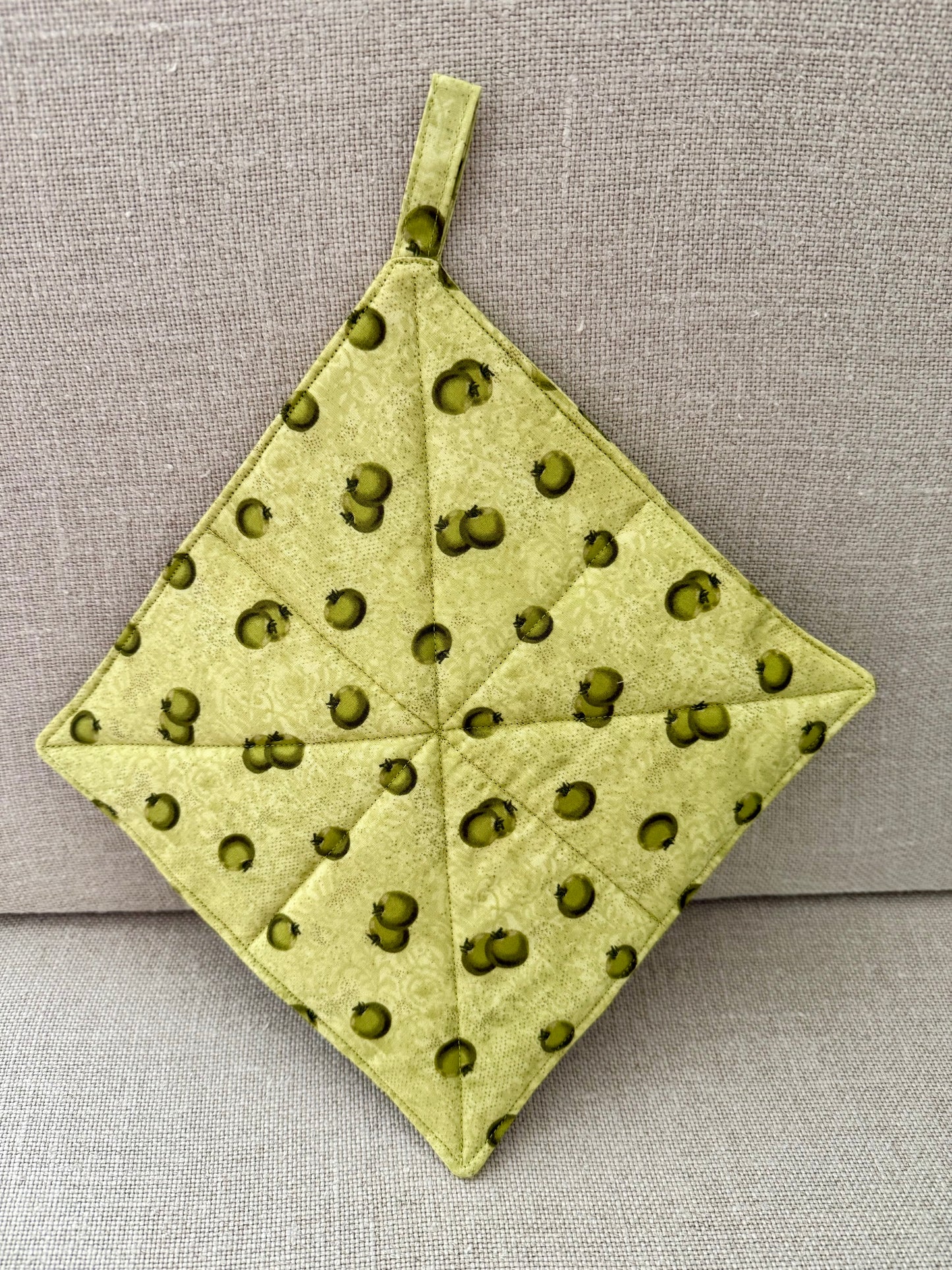 Delicious Green Apples~ Quilted Handmade~ Pot Holder