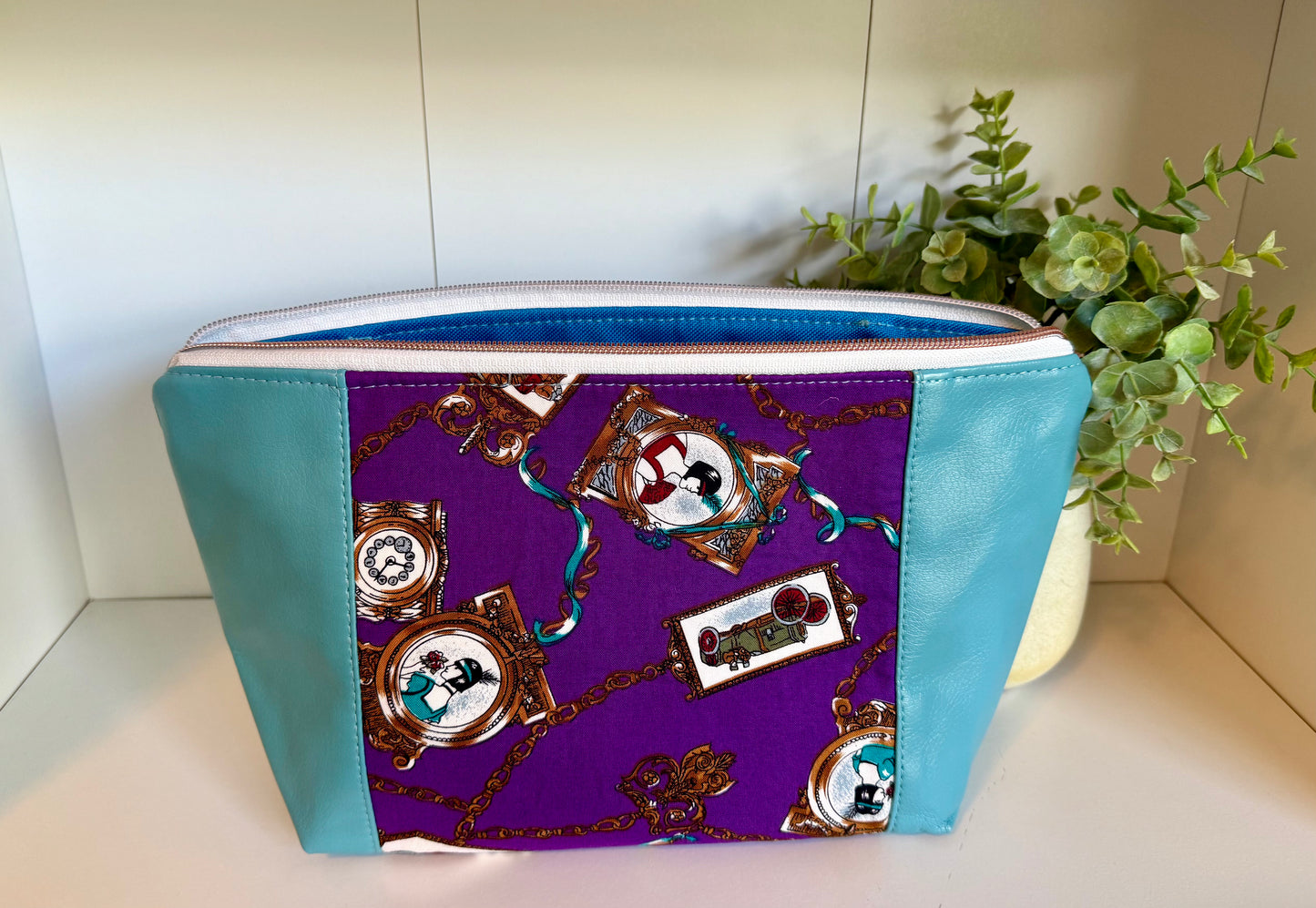 Vintage Ladies and Cars Make Bag