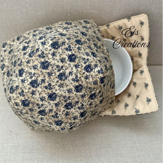 Victorian Floral Bees~ Microwavable/Reversible Bowl Cozy