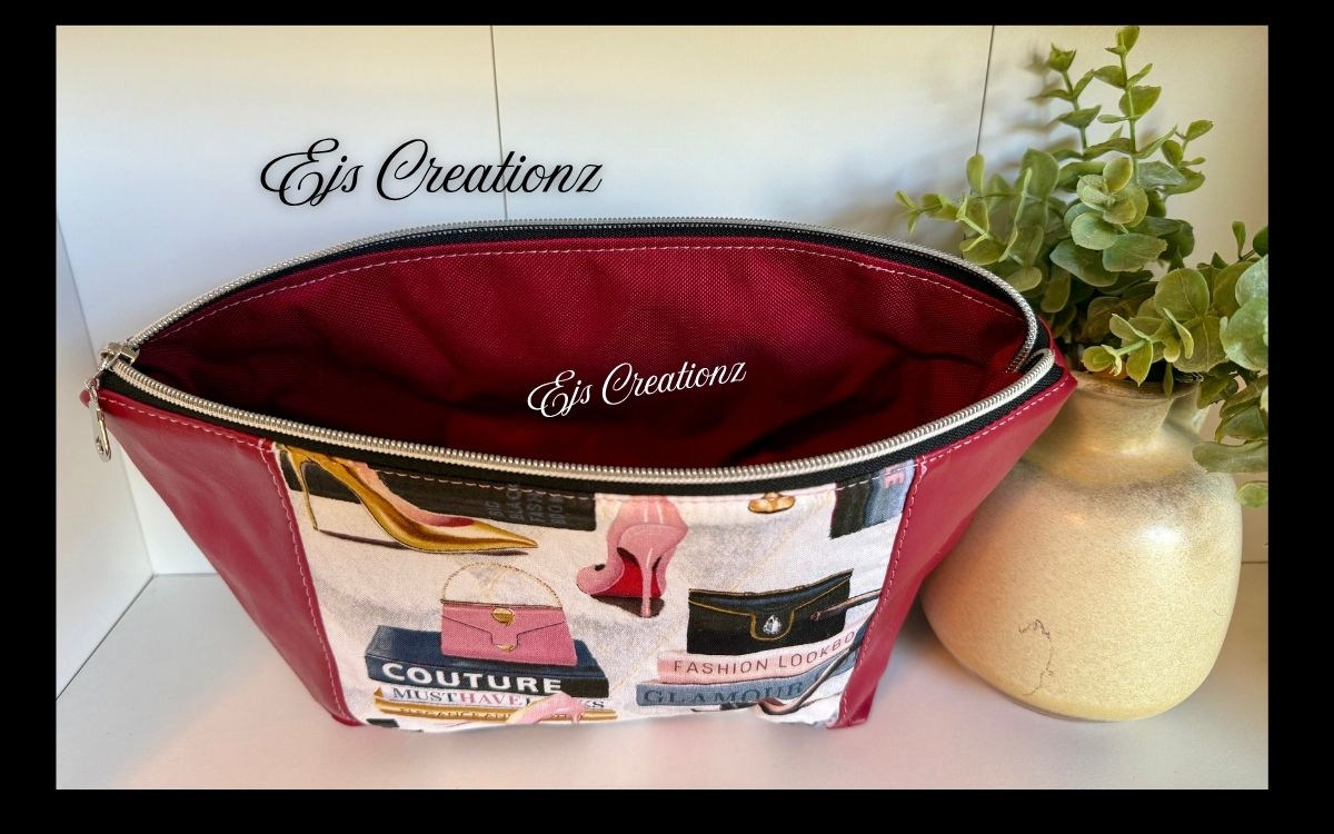 Glamour Couture Make Up Bag