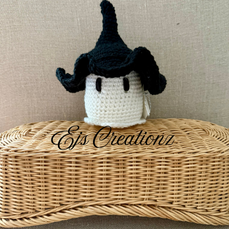 Crocheted Cowboy/Witchy  Ghost
