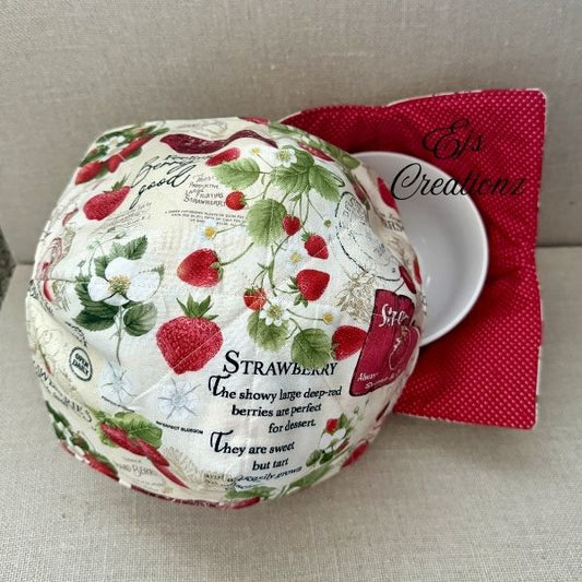 Farmers Market Strawberries~ Microwavable/Reversible Bowl Cozy