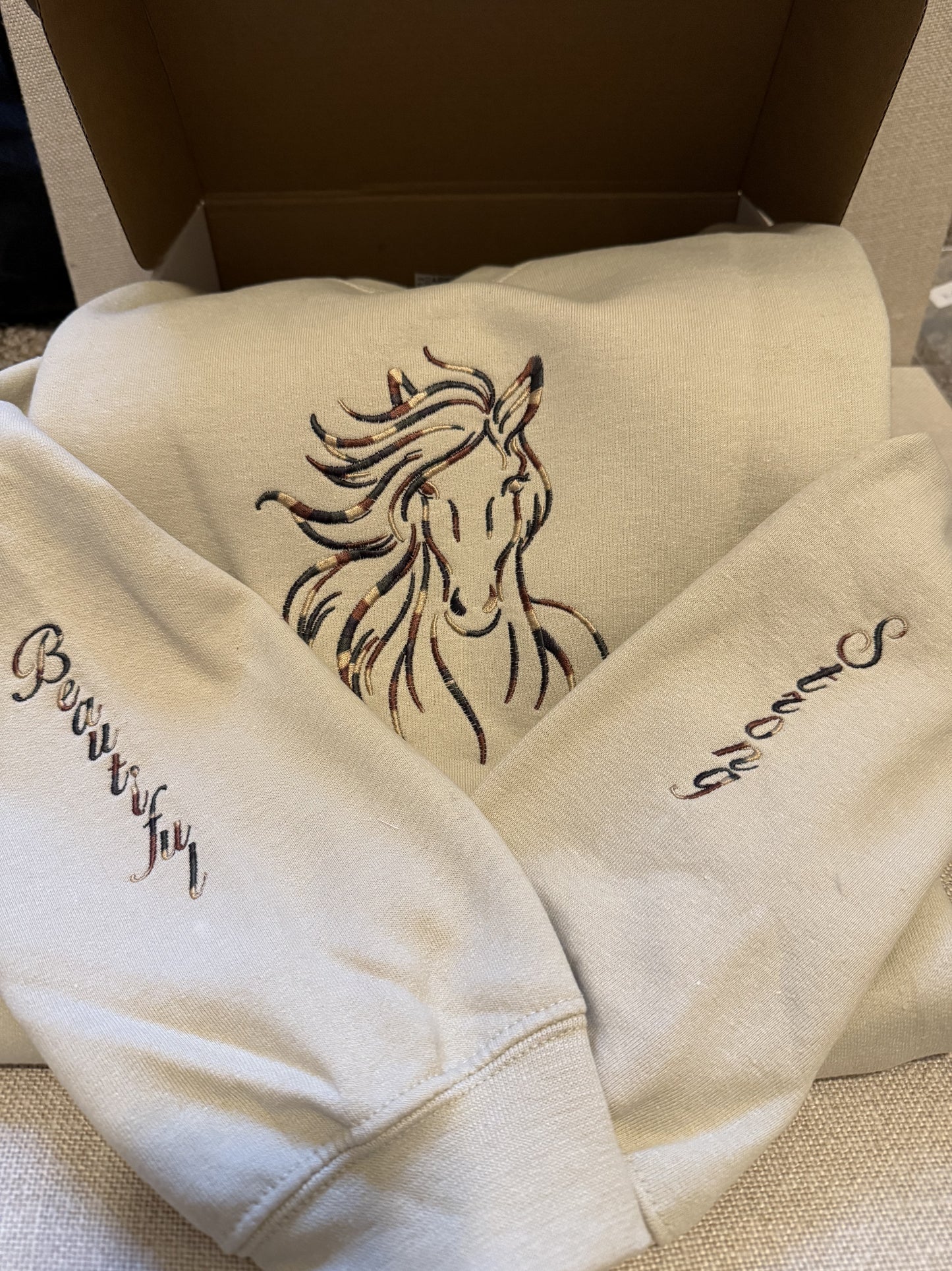 Beautiful & Strong  Horse  Gift Box (Sand)