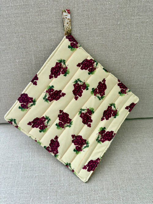 A Little Taste of Italy~Quilted Handmade  Pot Holder